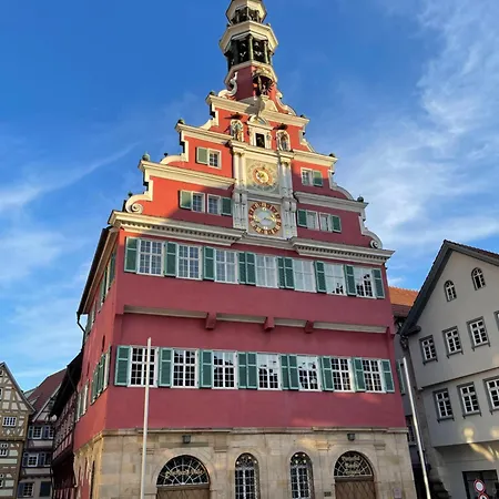 Secondhome Stuttgart - Moderne Grosse Nahe Der Hist Altstadt Von Esslingen An - Versch Groessen 8 - 11 - 19 Betten * 에즐링겐