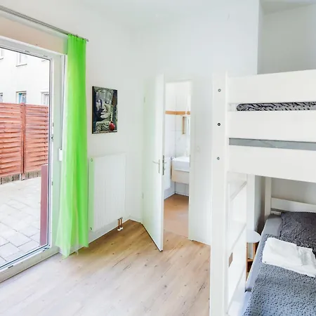 Secondhome Stuttgart - Moderne Grosse Nahe Der Hist Altstadt Von Esslingen An - Versch Groessen 8 - 11 - 19 Betten 아파트 에즐링겐