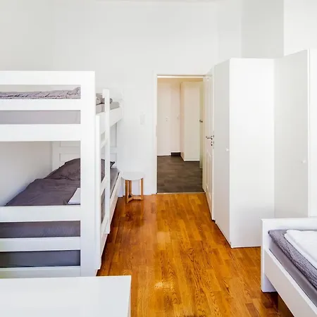 Apartment Secondhome Stuttgart: Connected Near Historic Esslingen Centre Esslingen am Neckar